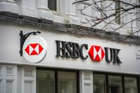 HSBC erhöht den monatlichen Kartenumsatz ihrer Kunden um 15 Prozent…