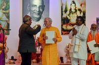 Sukadev Bretz (Yoga Vidya) im Vorstand des Hindu Forum Germany…