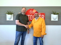 „Curry-Paule“ wächst weiter: Berliner Kultmarke holt dritten starken Lizenzpartner an Bord