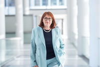 Female Executive Search & Leadership: EnBW-Vorständin Rückert-Hennen im Hunting/Her-Headhunter-Talk